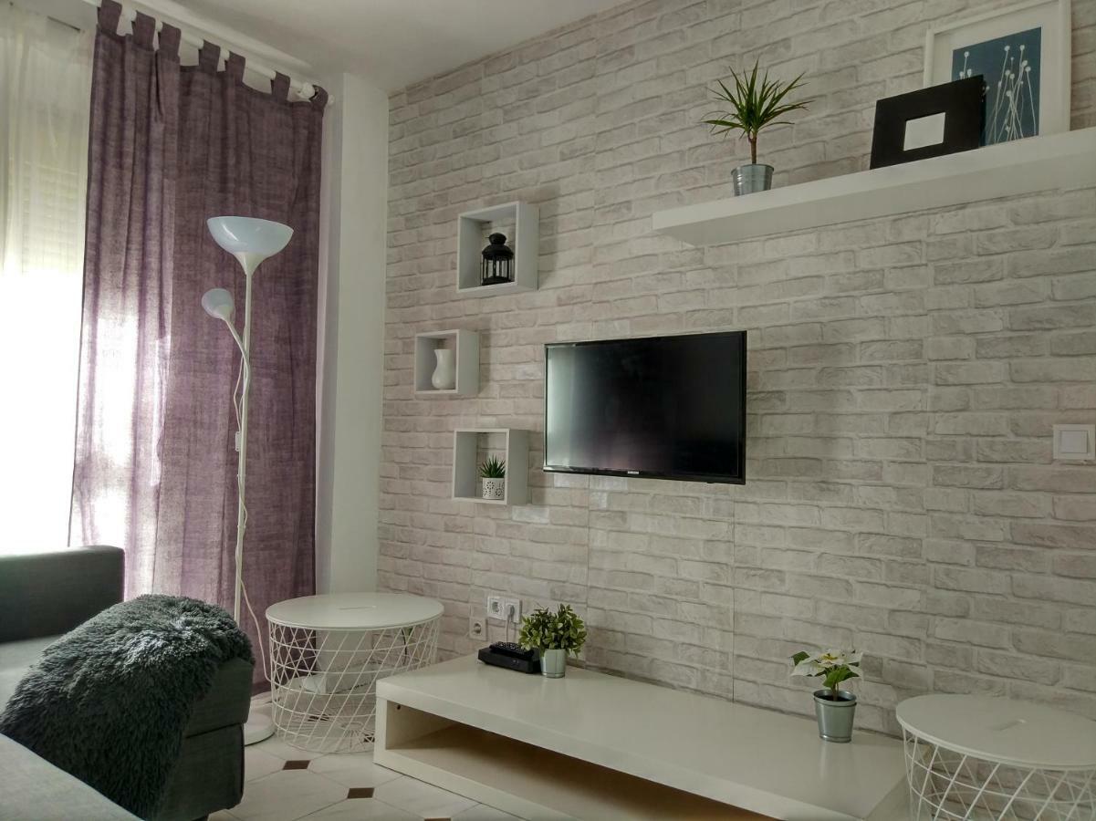 Apartamento Capuchinos Malaga Bagian luar foto