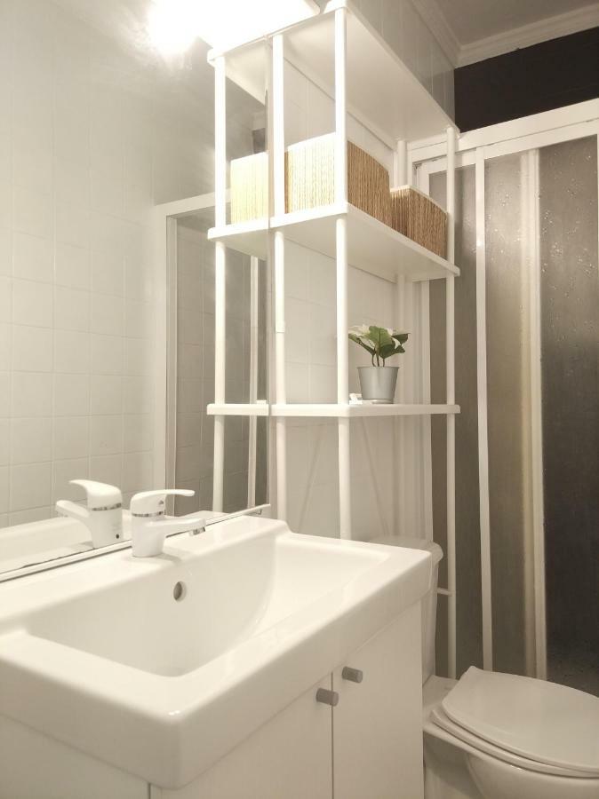 Apartamento Capuchinos Malaga Bagian luar foto