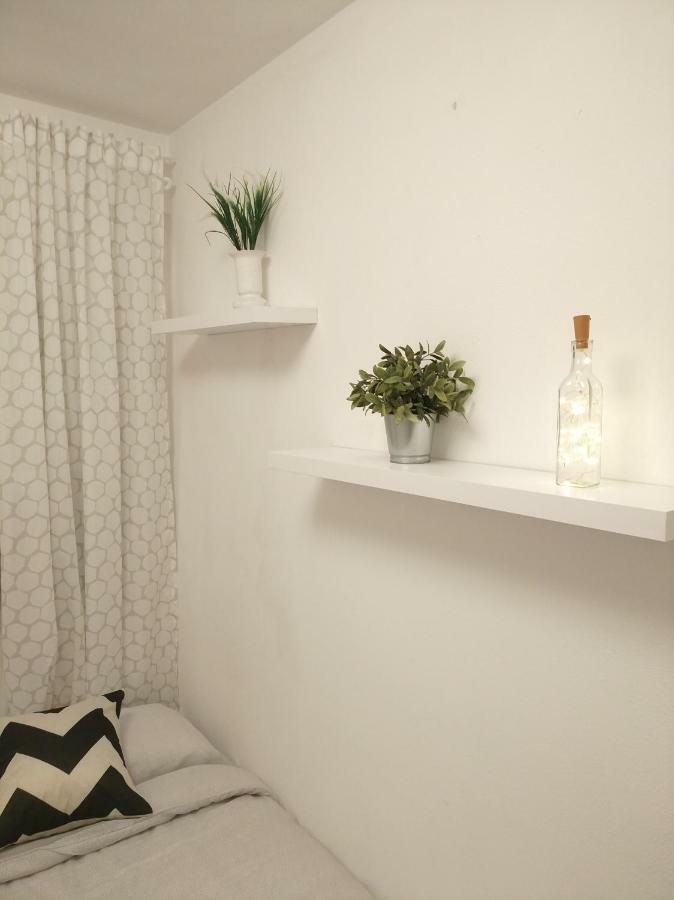 Apartamento Capuchinos Malaga Bagian luar foto