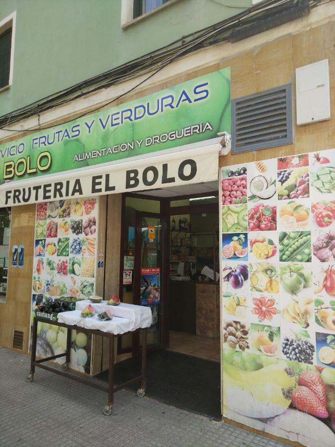 Apartamento Capuchinos Malaga Bagian luar foto